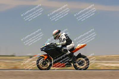 media/Jul-22-2022-TrackDaz (Fri) [[ca4971259a]]/Group B/130pm (Wheelie Bump)/
